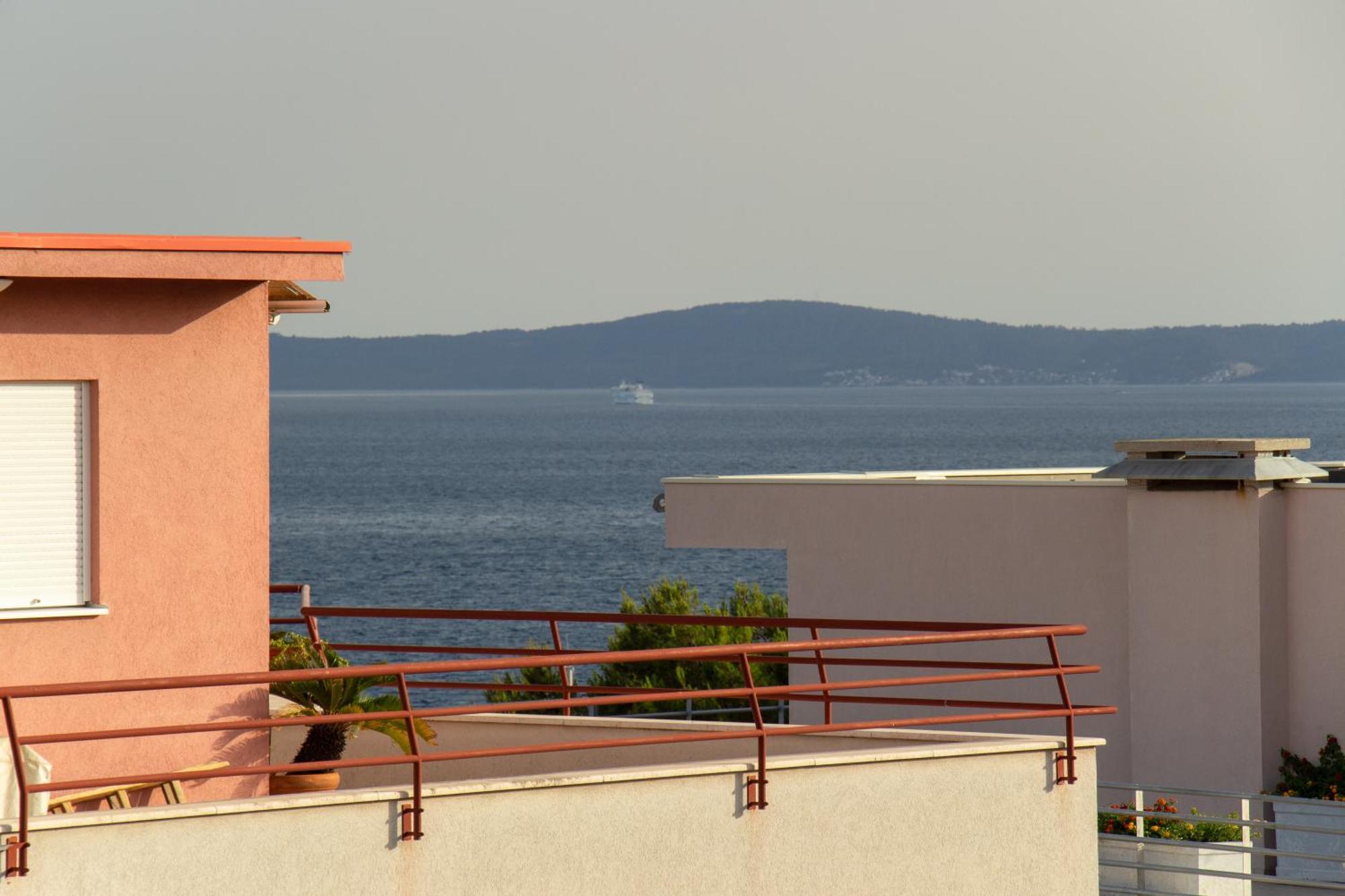 Beachside Apartment Attico Split Exterior photo